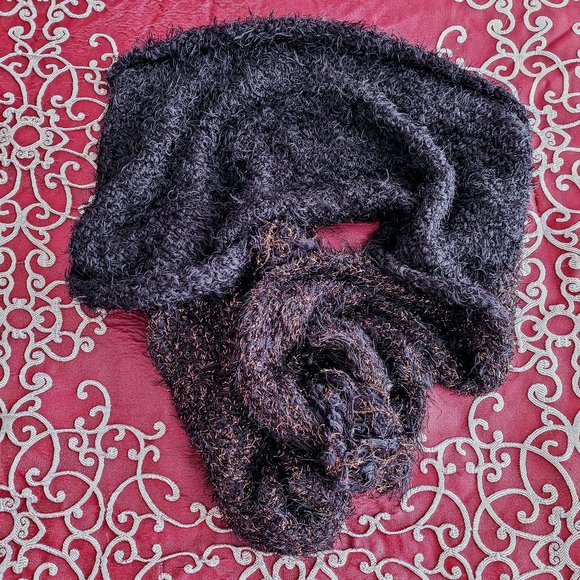 Anthropologie Fringe Scarf Tinsel Knit Red Black - Picture 5 of 7